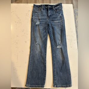 Risen jeans. Size 7. Medium wash with distressing. Ankle length.